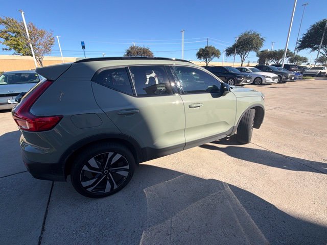 Used 2025 Volvo XC40 B5 Ultra Dark Theme SUV