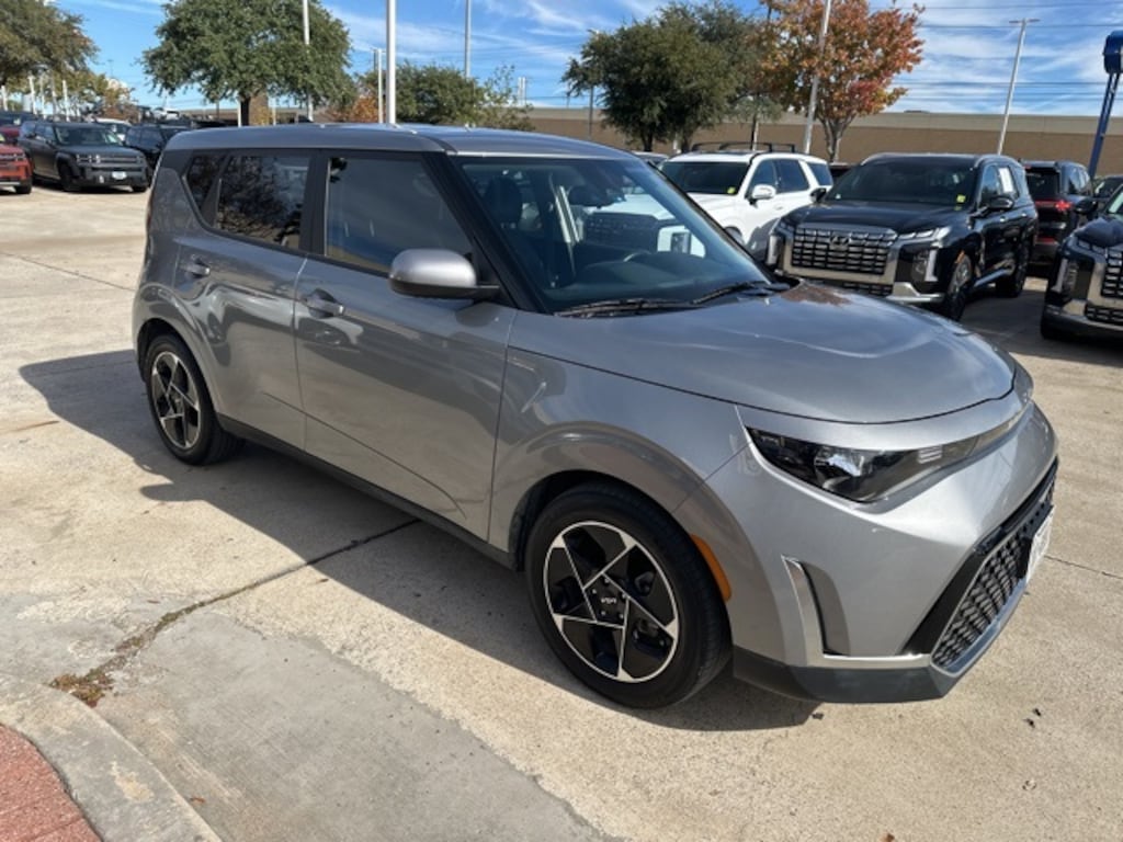 Used 2024 Kia Soul EX Hatchback