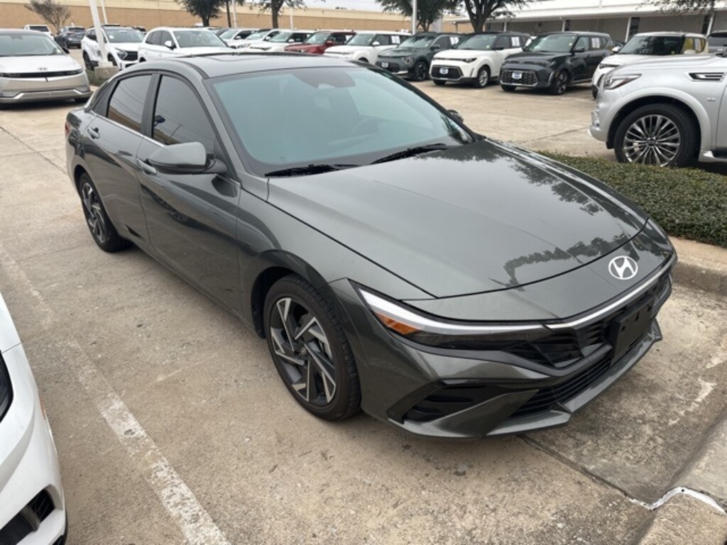 Certified 2024 Hyundai Elantra Hybrid Limited Sedan