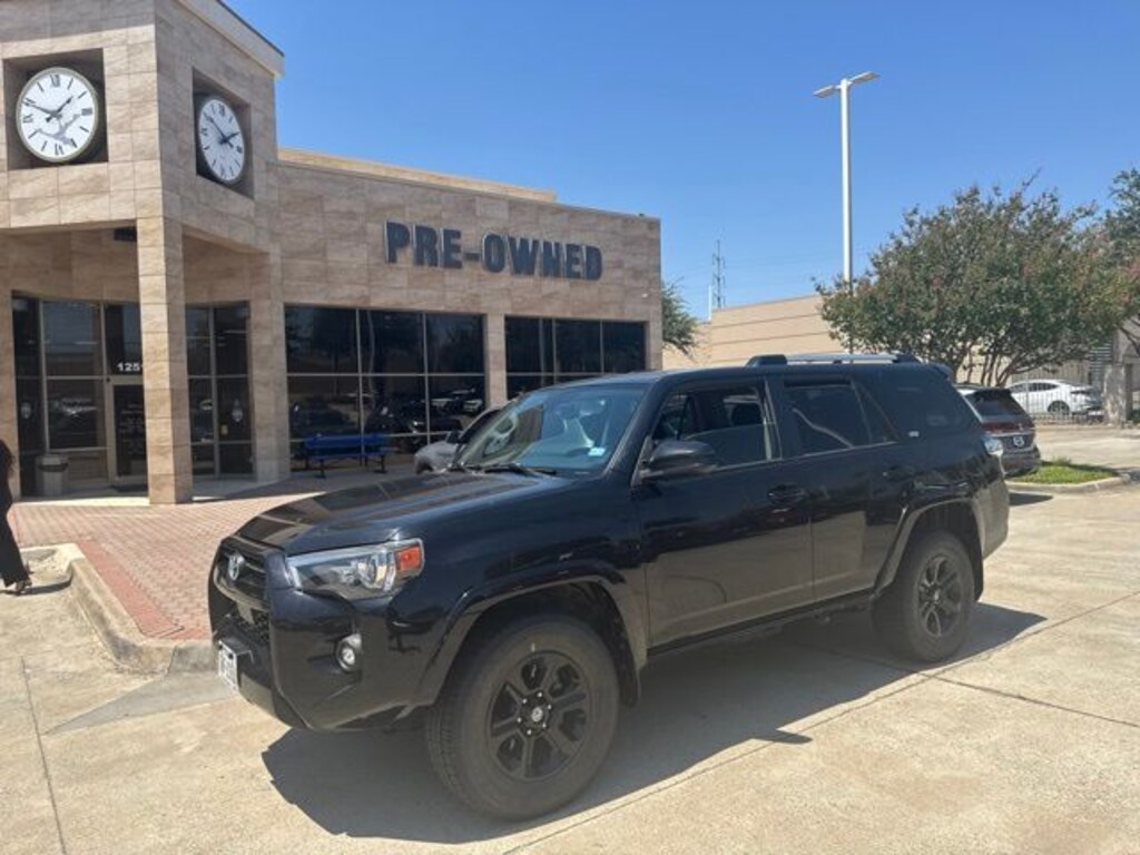 Used 2021 Toyota 4Runner SR5 SUV