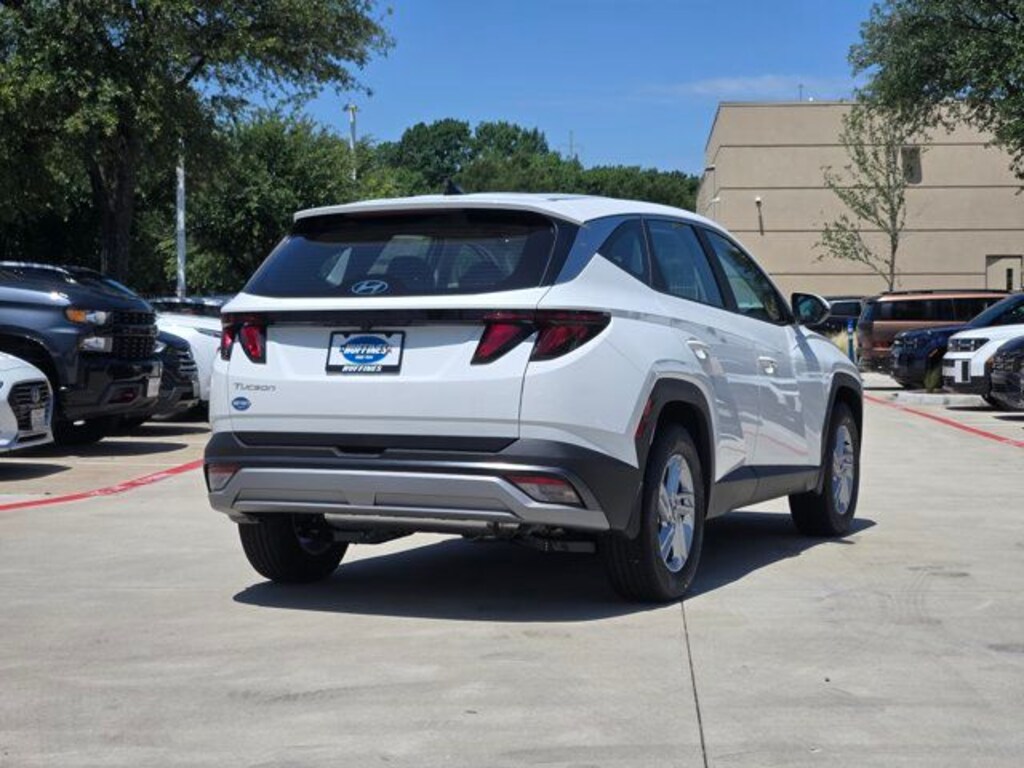 Used 2025 Hyundai Tucson SE SUV