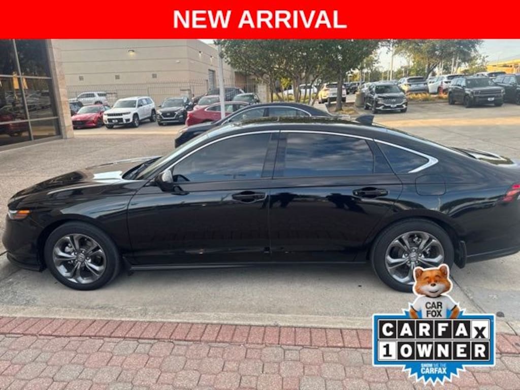 Used 2024 Honda Accord EX Sedan
