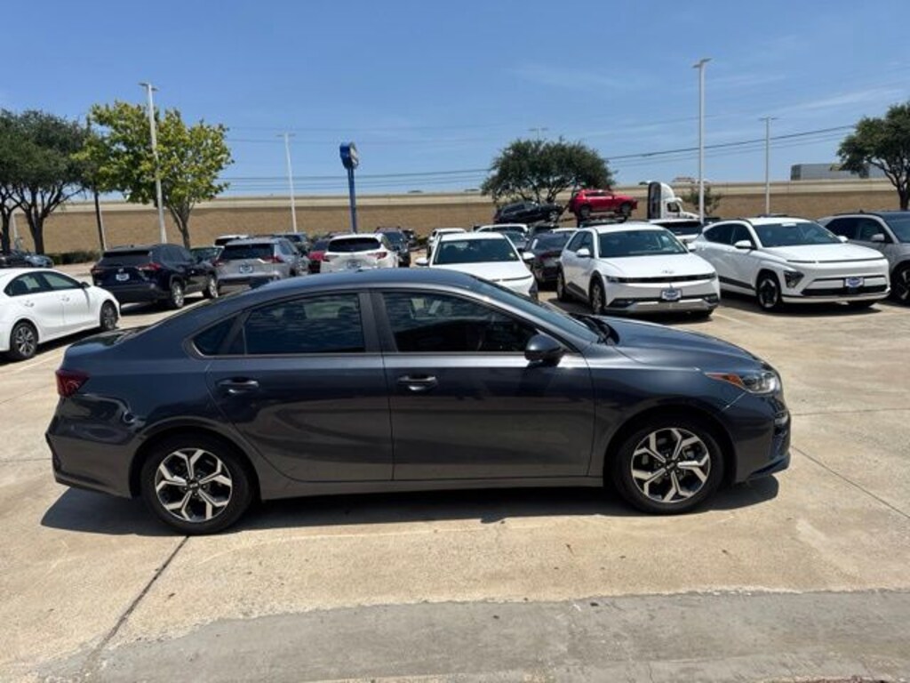 Used 2019 Kia Forte LXS Sedan