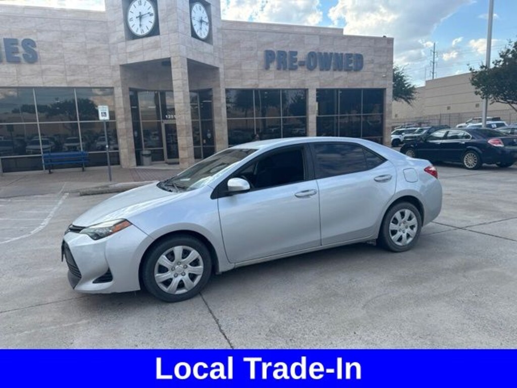 Used 2017 Toyota Corolla LE Sedan