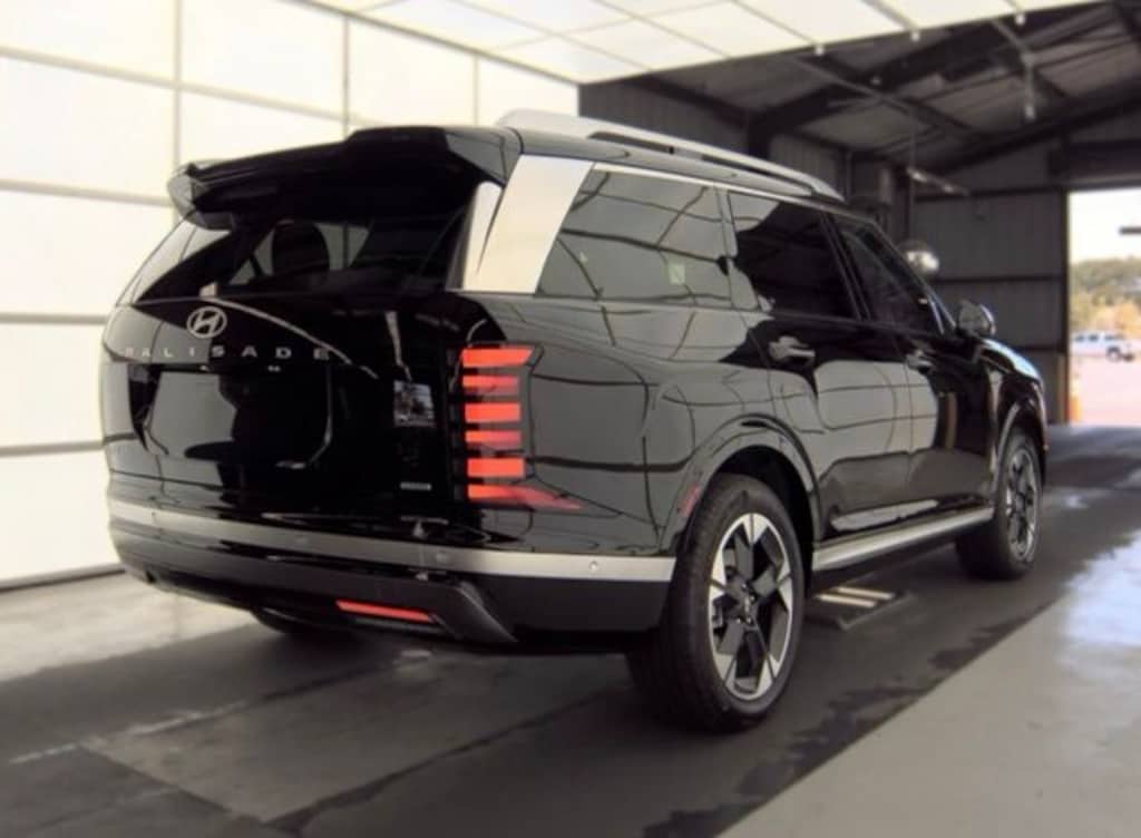 Used 2026 Hyundai Palisade Hybrid Limited SUV