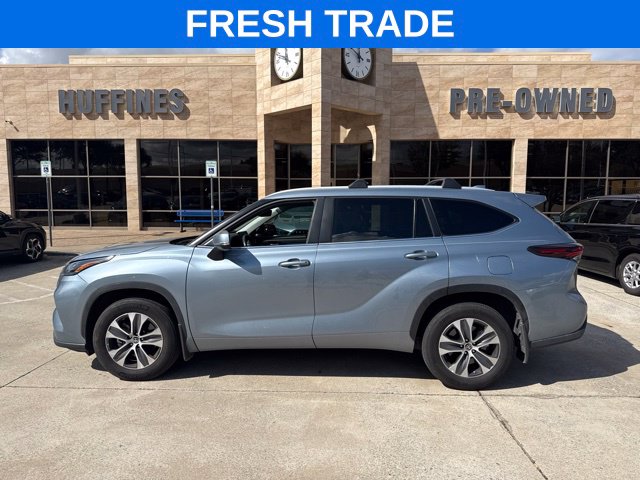 Used 2024 Toyota Highlander XLE SUV