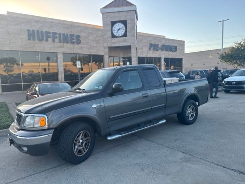 Used 2003 Ford F-150 Lariat Truck Super Cab
