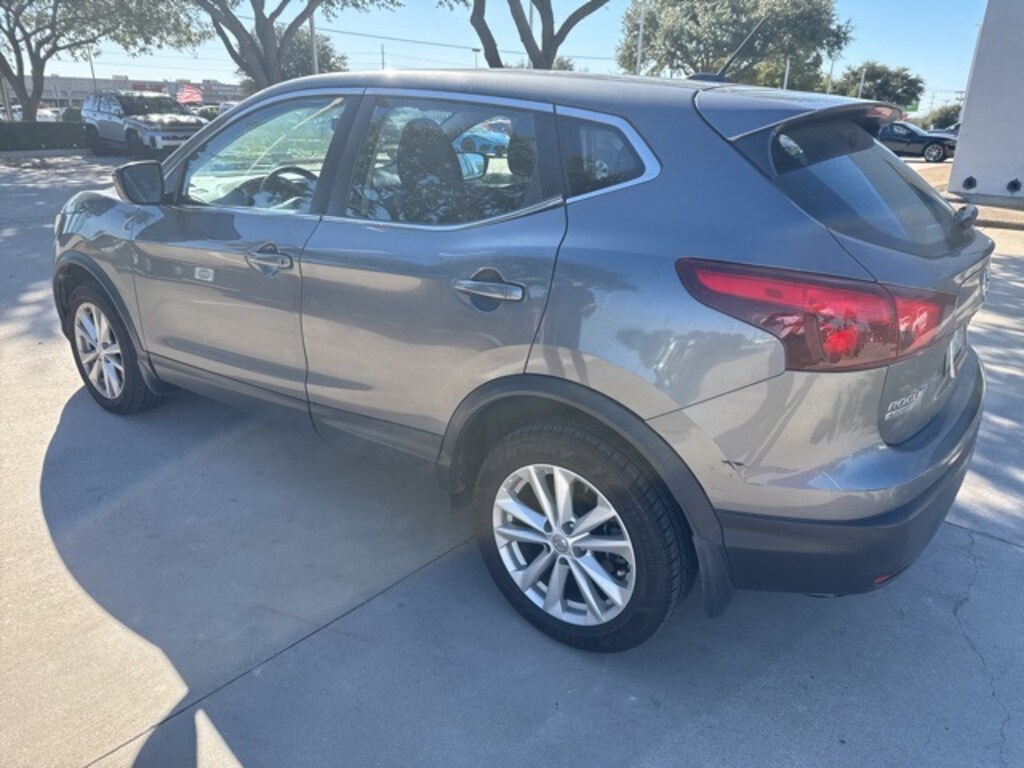 Used 2018 Nissan Rogue Sport S SUV