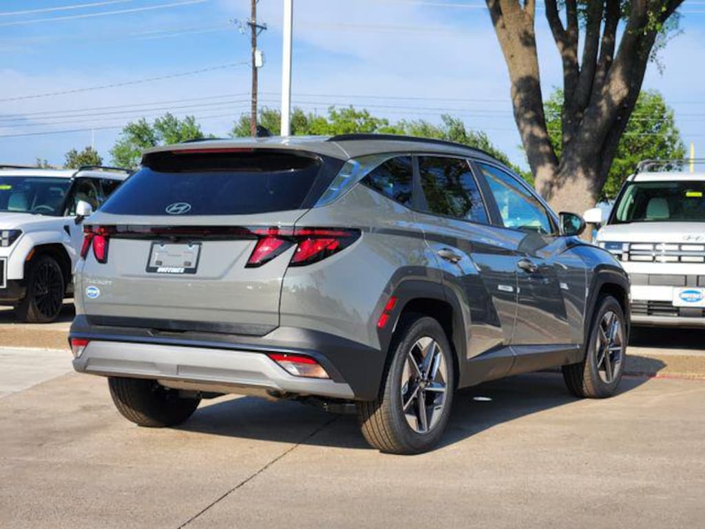 New 2026 Hyundai Tucson SEL FWD SUV