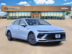 2026 Hyundai Sonata Hybrid SEL Sedan