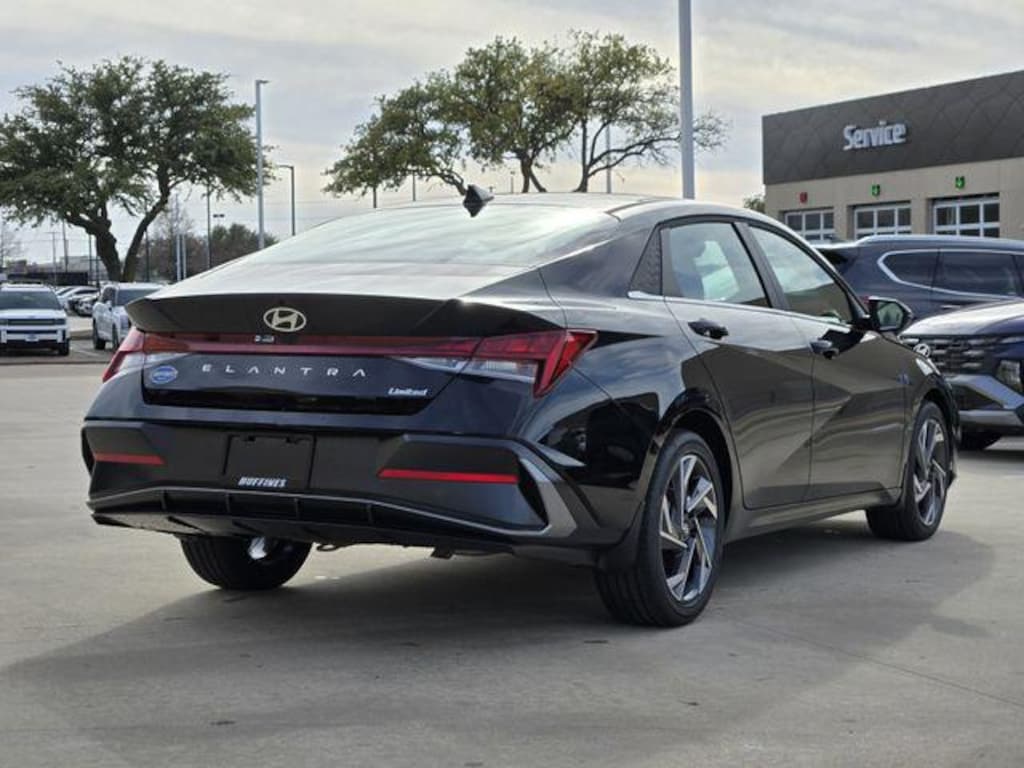 New 2026 Hyundai Elantra Limited Sedan