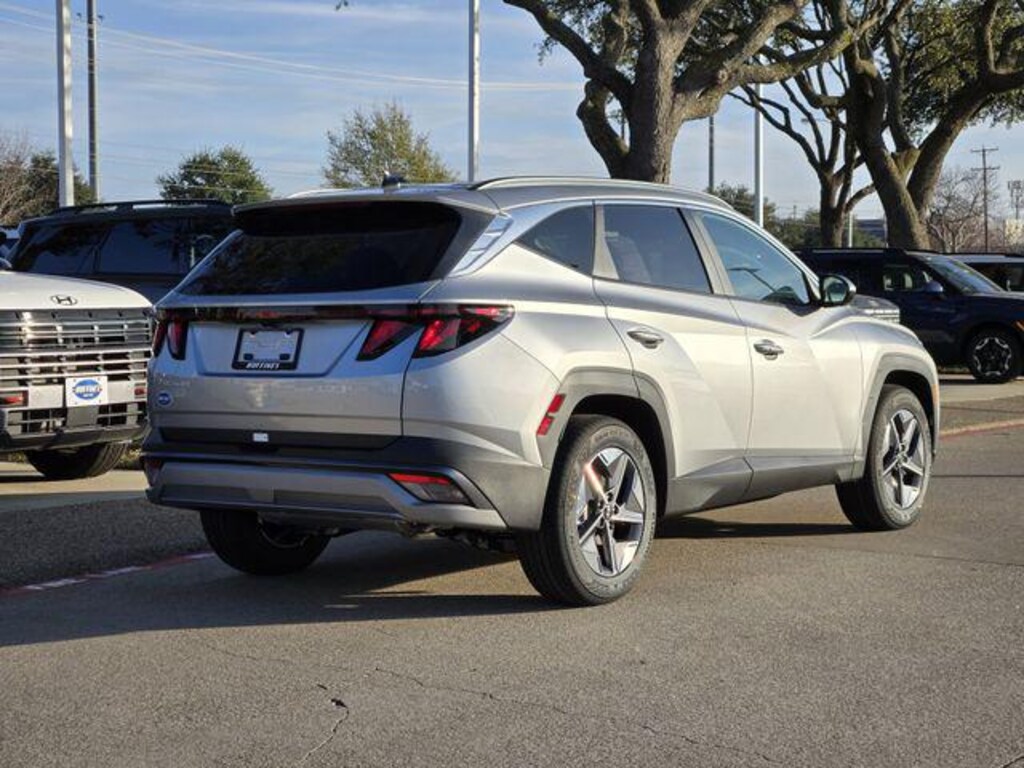 New 2026 Hyundai Tucson SEL FWD SUV