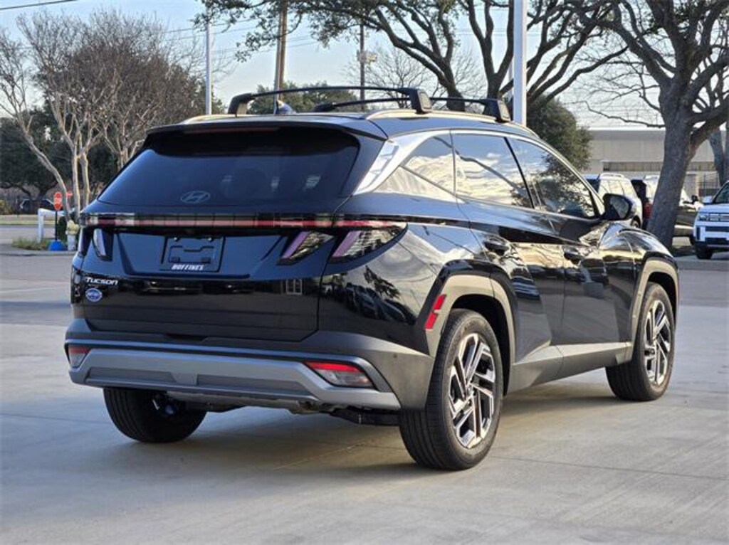 New 2026 Hyundai Tucson Limited FWD SUV