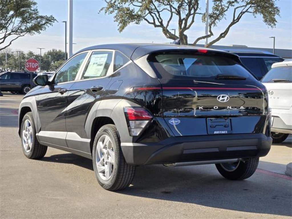 New 2026 Hyundai Kona SE FWD SUV