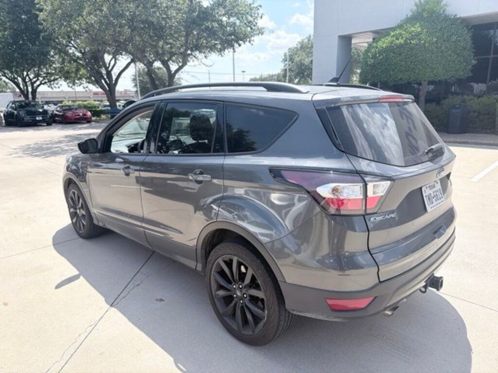 Used 2018 Ford Escape SE SUV