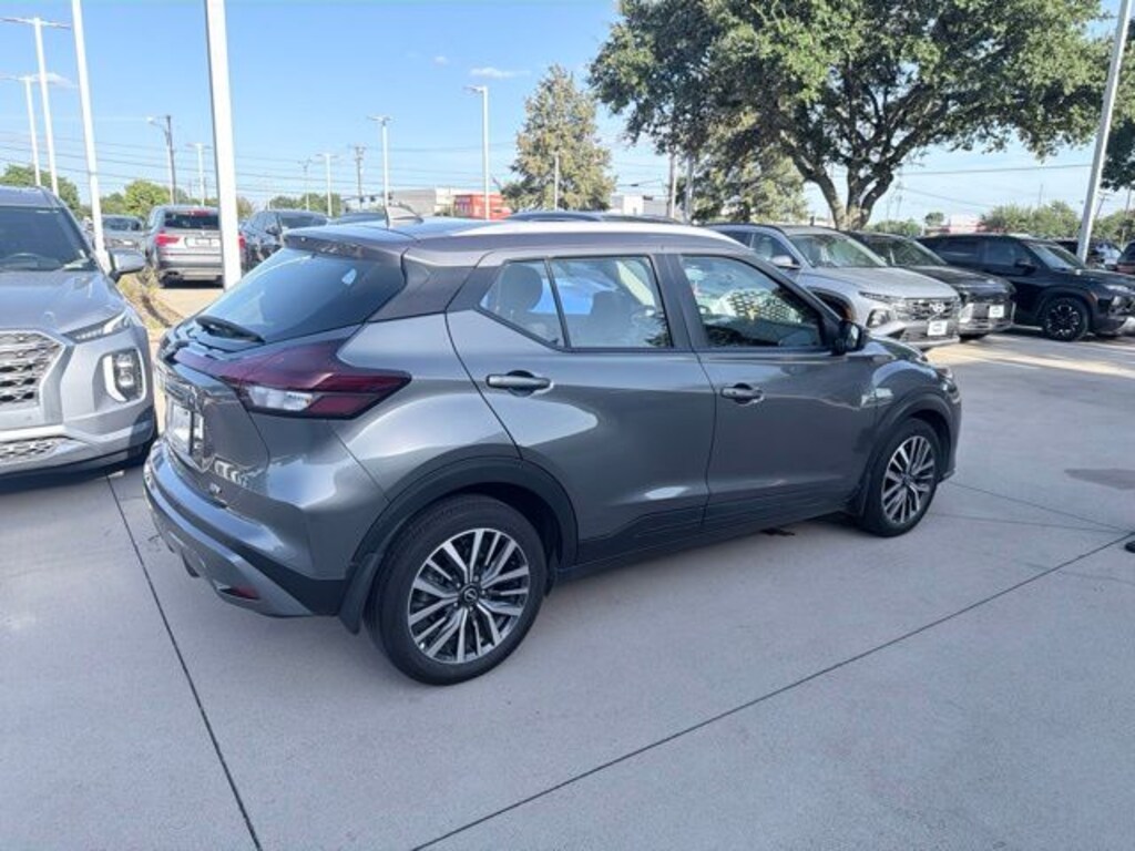 Used 2023 Nissan Kicks SV SUV