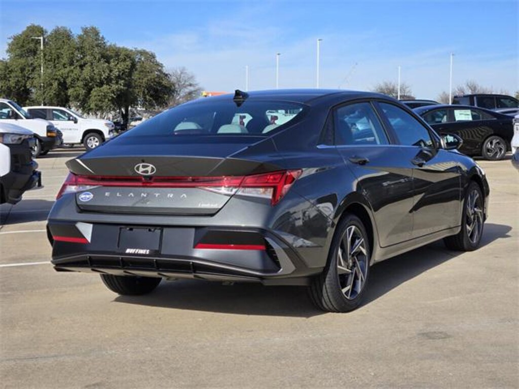New 2026 Hyundai Elantra Limited Sedan