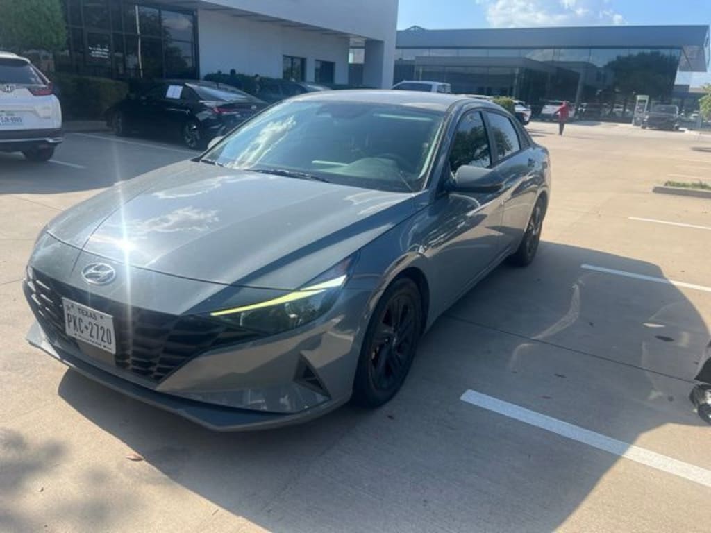 Used 2021 Hyundai Elantra SEL Sedan