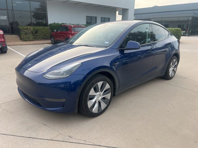 2023 Tesla Model Y's photo