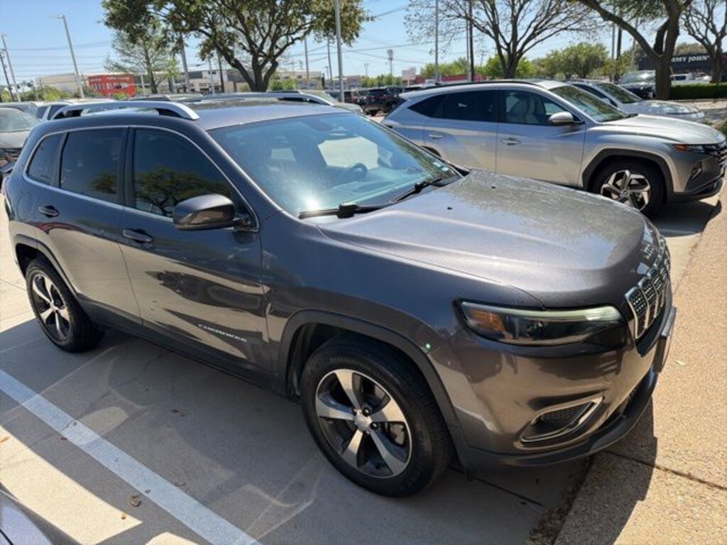 Used 2019 Jeep Cherokee Limited SUV