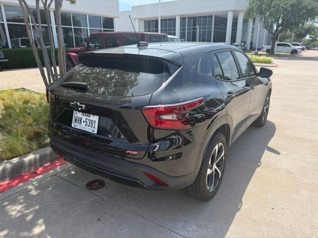 Certified 2025 Chevrolet Trax 1RS SUV