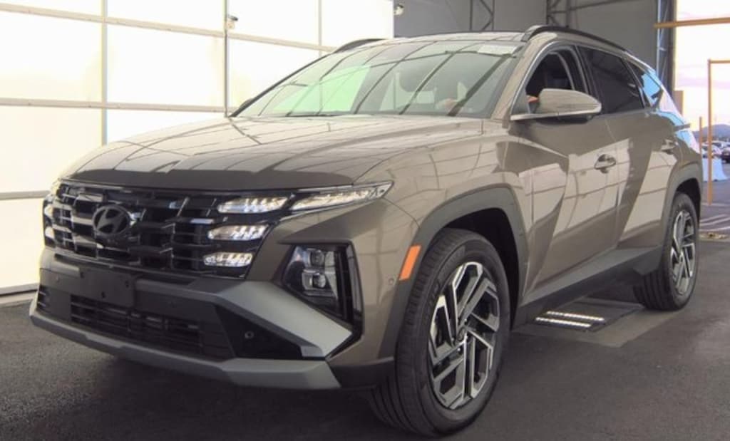 Certified 2025 Hyundai Tucson Hybrid Limited SUV