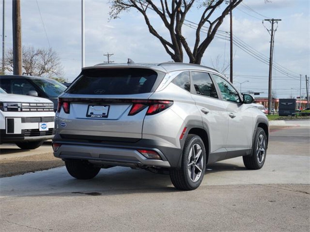 New 2026 Hyundai Tucson SEL FWD SUV