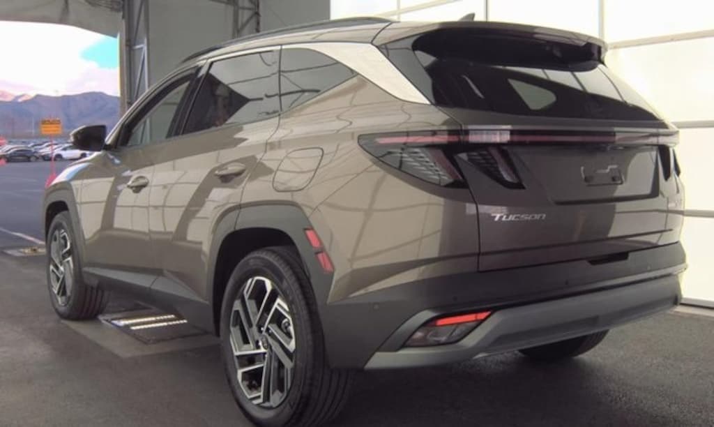 Certified 2025 Hyundai Tucson Hybrid Limited SUV