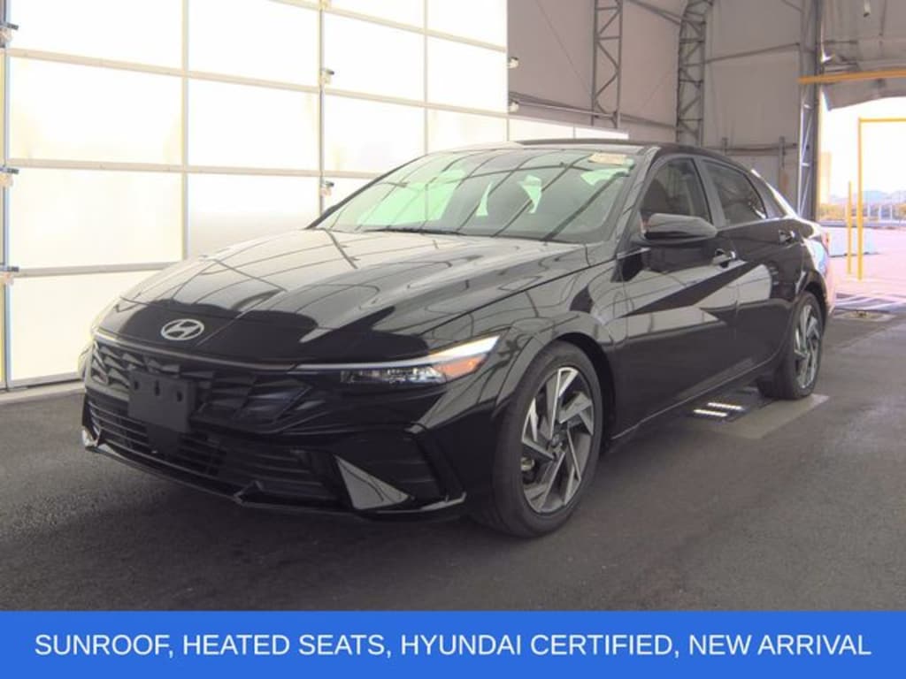 Certified 2025 Hyundai Elantra SEL Convenience Sedan