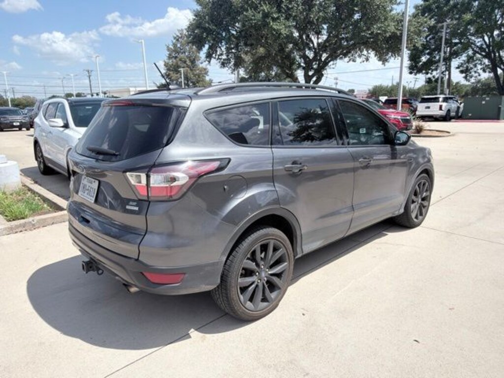 Used 2018 Ford Escape SE SUV