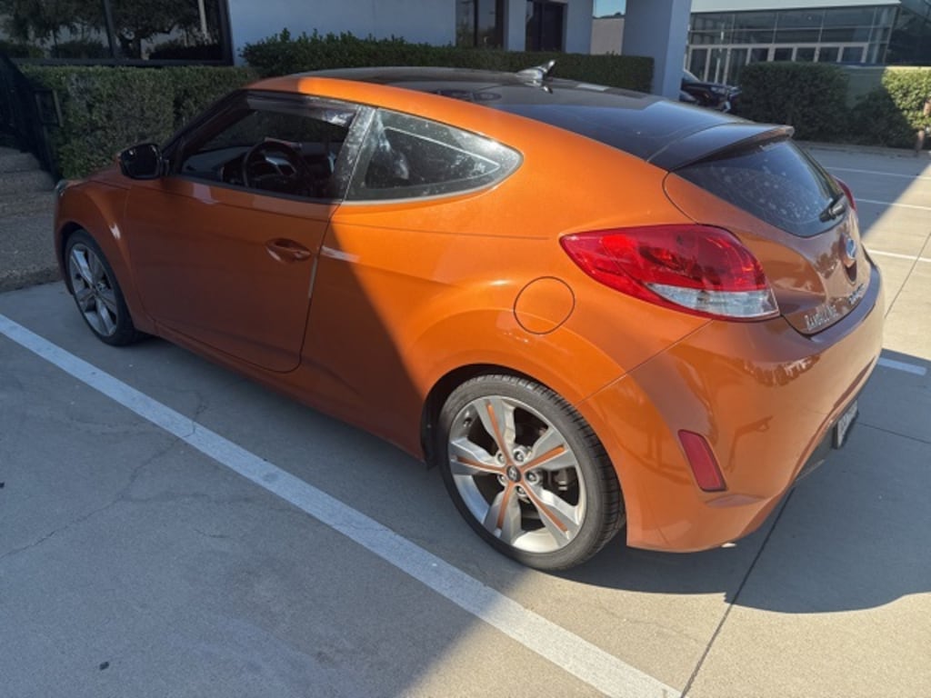 Used 2016 Hyundai Veloster Base Hatchback
