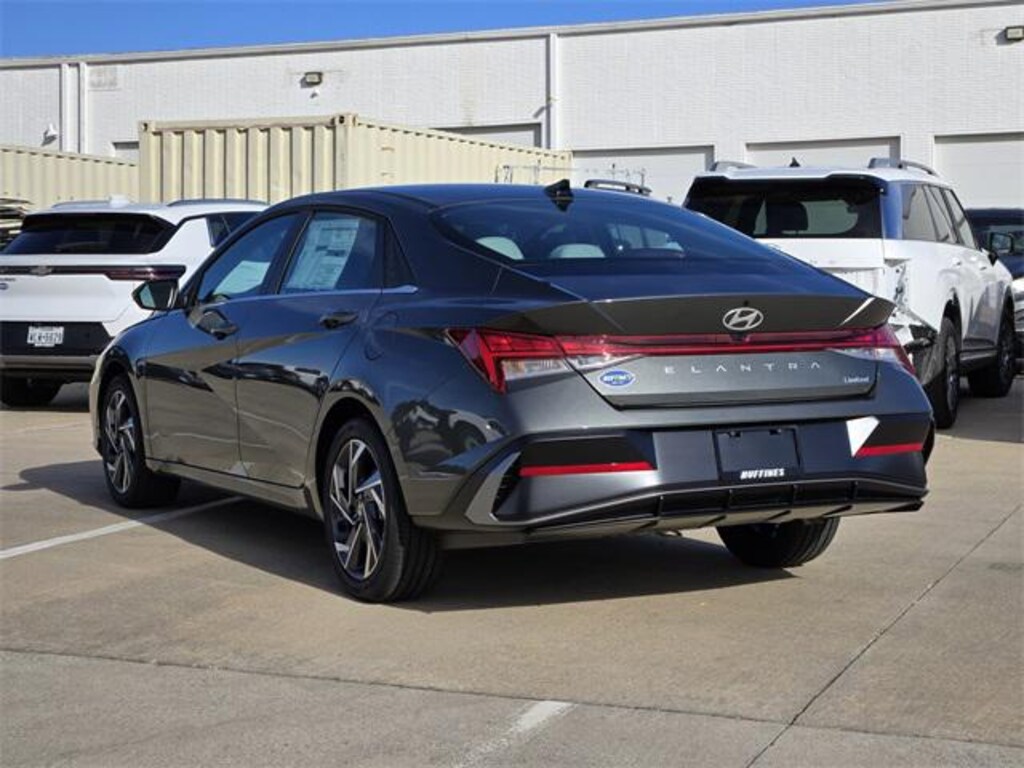 New 2026 Hyundai Elantra Limited Sedan