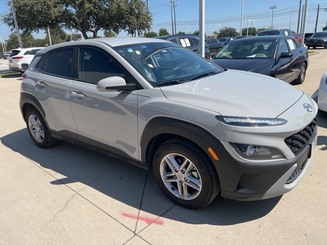 Certified 2022 Hyundai Kona SE with VIN KM8K22AB6NU813966 for sale in Plano, TX