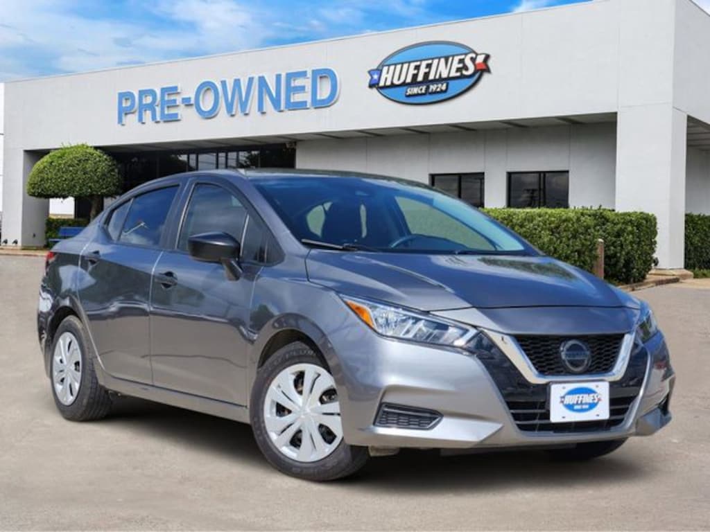 Used 2020 Nissan Versa 1.6 S Sedan