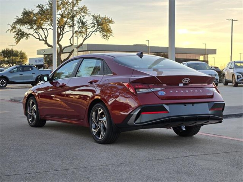 New 2026 Hyundai Elantra Limited Sedan
