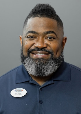 Staff member Eric Stovall from 8c231b075717