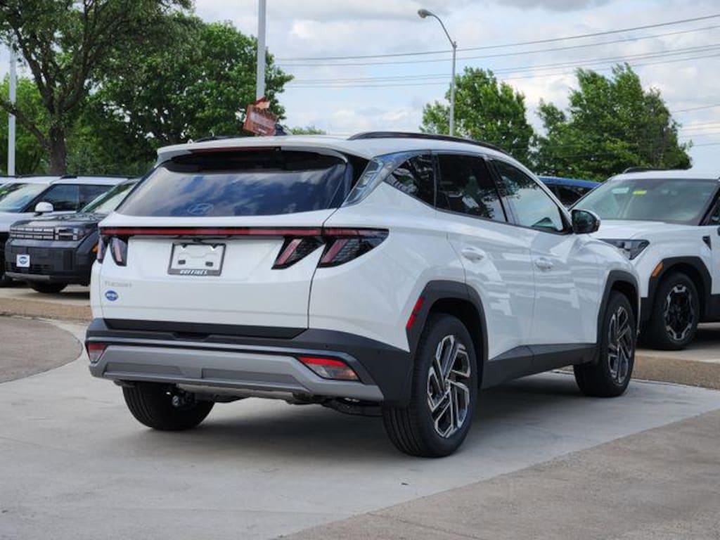 New 2026 Hyundai Tucson Limited FWD SUV