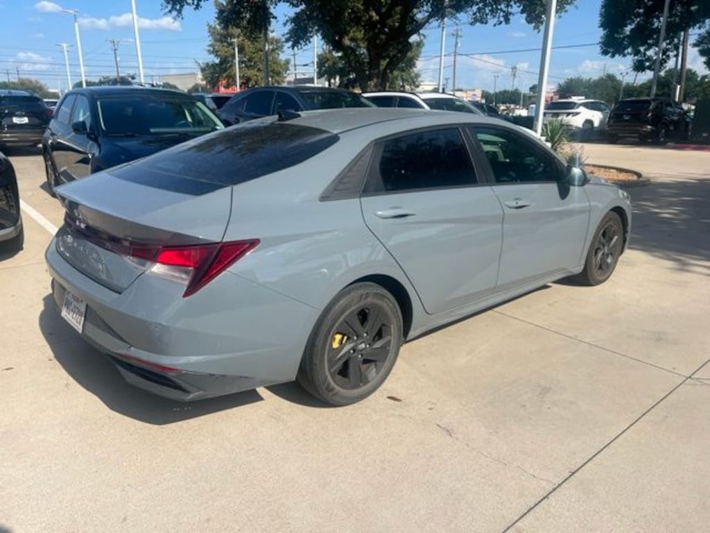 Certified 2021 Hyundai Elantra SEL Sedan