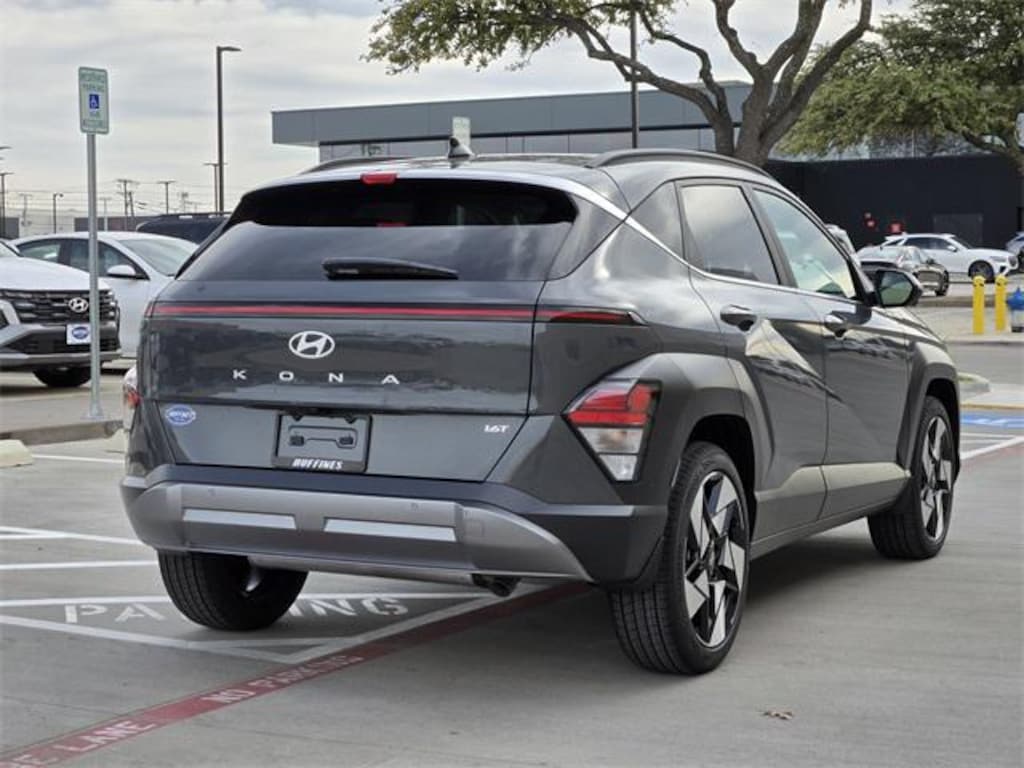 New 2026 Hyundai Kona Limited FWD SUV