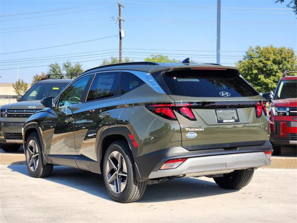 New 2026 Hyundai Tucson SEL FWD SUV