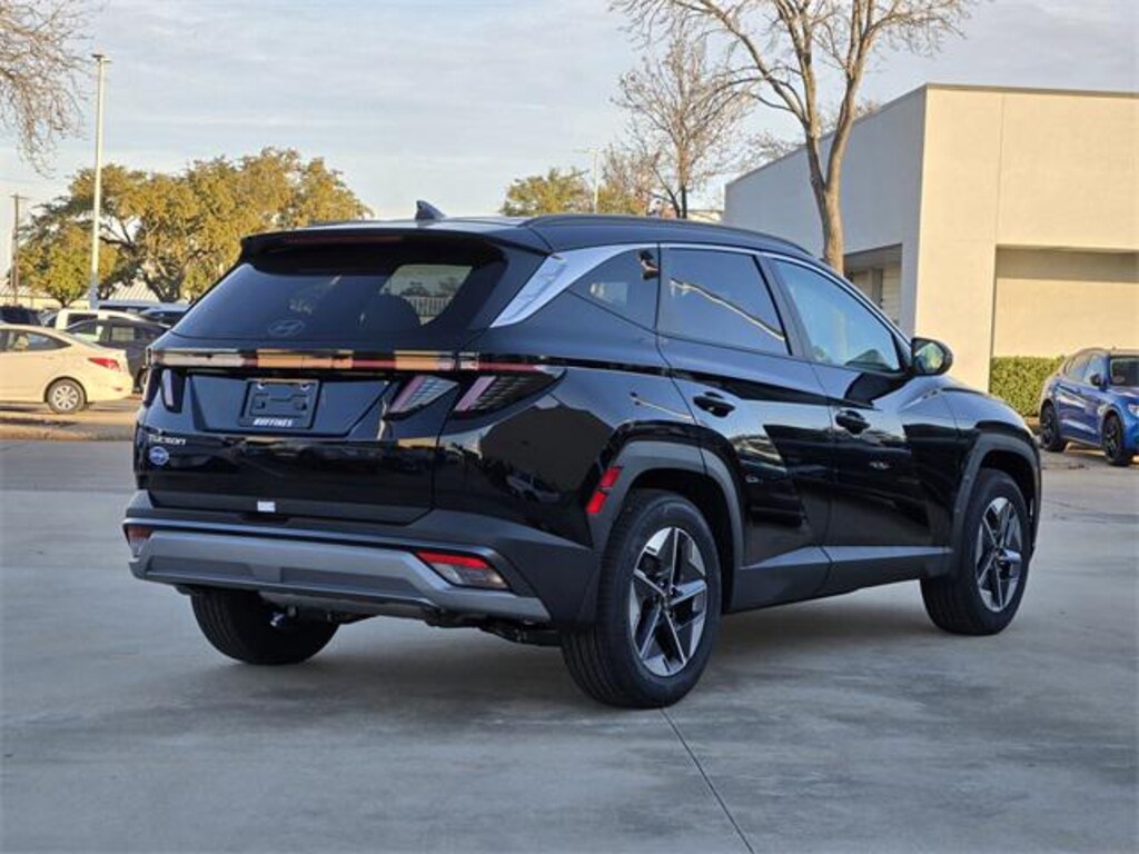 New 2026 Hyundai Tucson SEL Premium FWD SUV