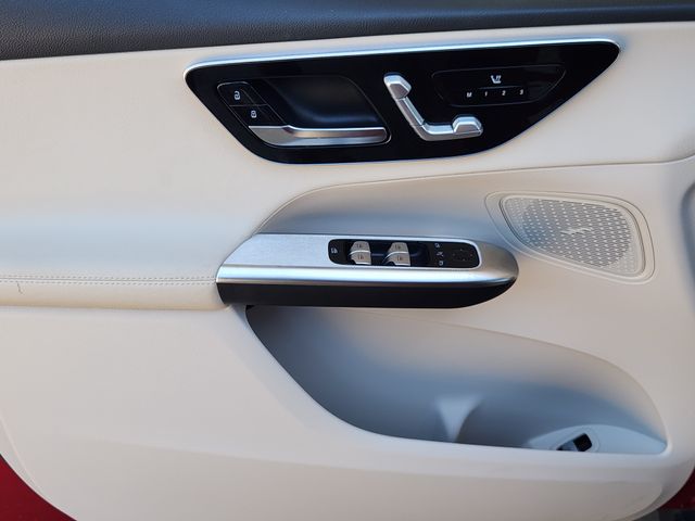 2026 Mercedes-Benz GLC Base - Photo 17