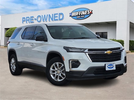 2023 Chevrolet Traverse LS SUV