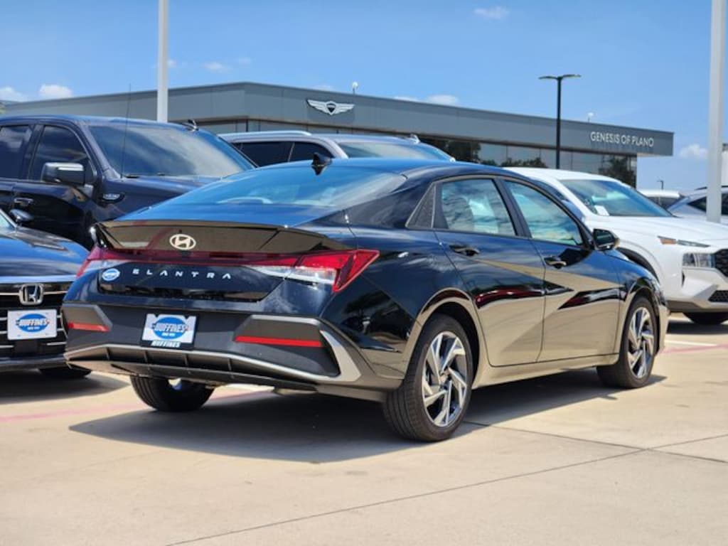 Certified 2025 Hyundai Elantra SEL Sport Sedan