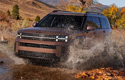 hyundai santa fe SUV going off road