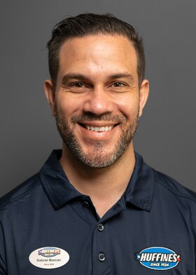 Staff member Gabriel Boscan from 8c231b075717