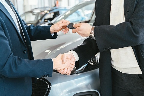 person at the Huffines Hyundai Plano car dealership in Plano, TX