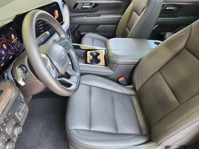 2026 Chevrolet Tahoe Z71 - Photo 9
