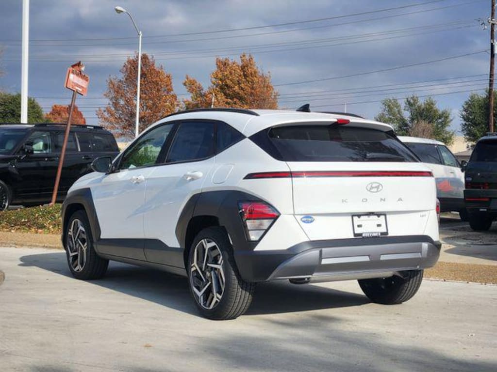 New 2026 Hyundai Kona SEL Premium FWD SUV