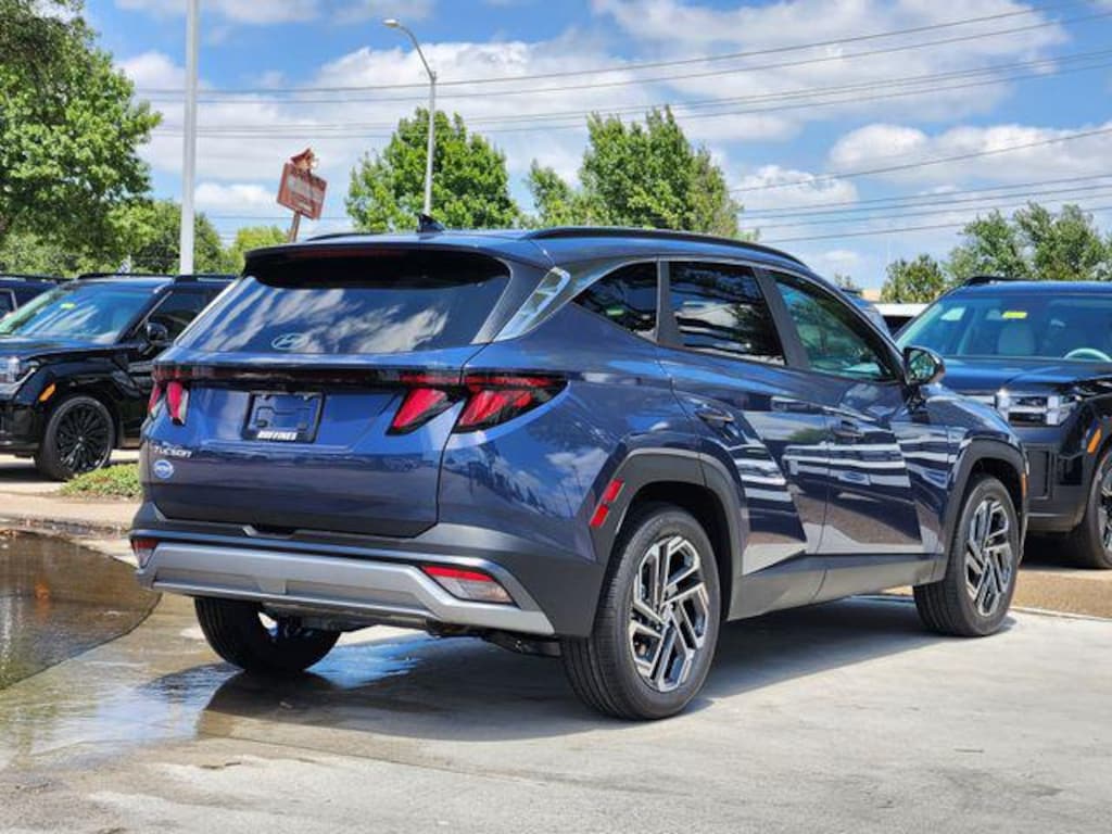 New 2026 Hyundai Tucson SEL Plus FWD SUV